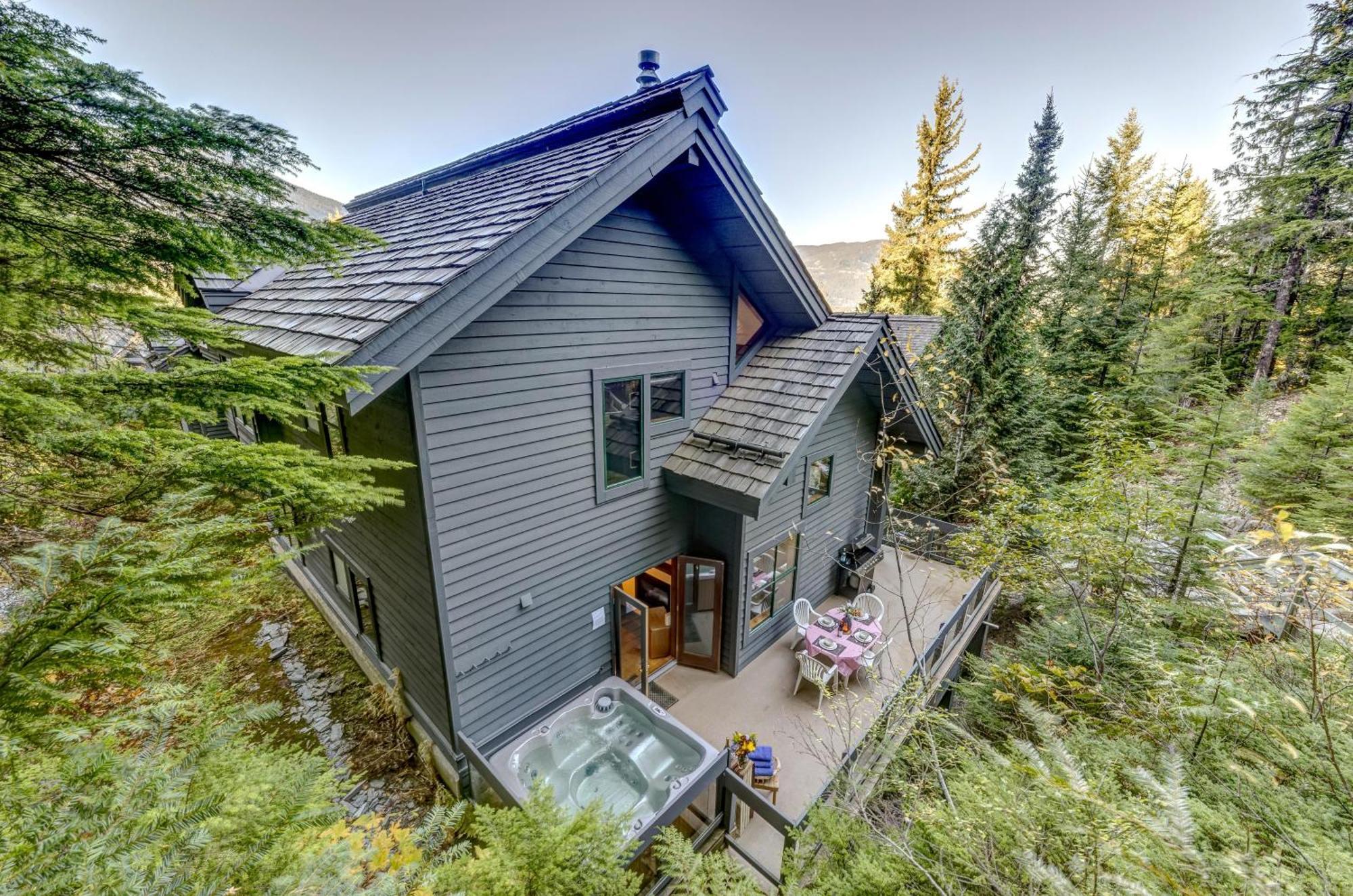 Northern Lights 21 Whistler Exterior foto