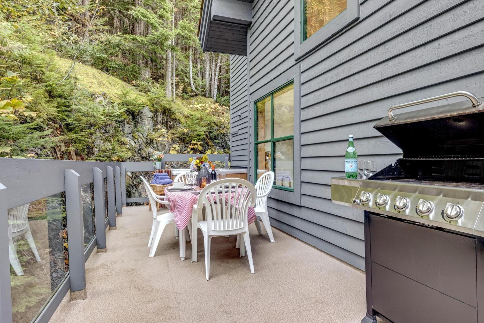 Northern Lights 21 Whistler Exterior foto